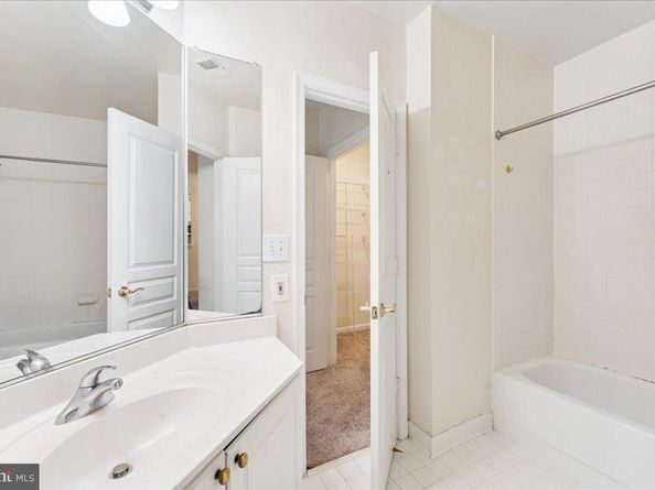 12919 Alton Square 116, Herndon VA 20170