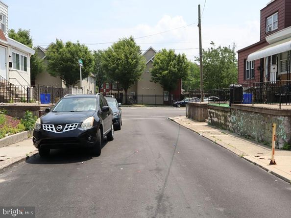 2912 S Robinson Street, Philadelphia PA 19142
