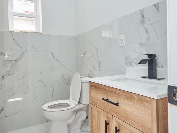 105 N 52nd Street, Philadelphia PA 19139