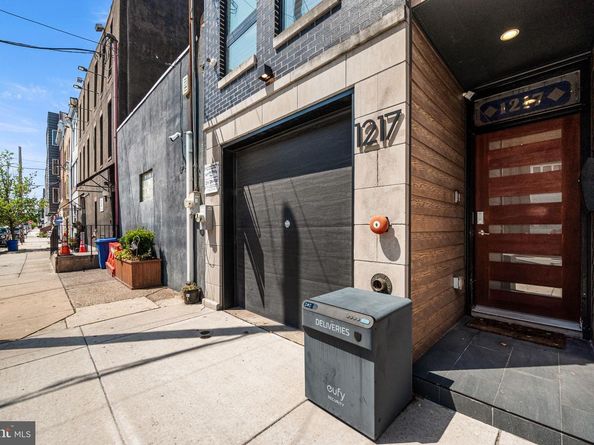 1217 Bainbridge Street, Philadelphia PA 19147