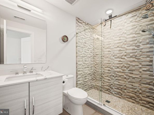 1217 Bainbridge Street, Philadelphia PA 19147