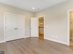 806 Meadow Lane SW, Vienna VA 22180
