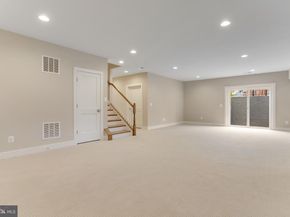 806 Meadow Lane SW, Vienna VA 22180