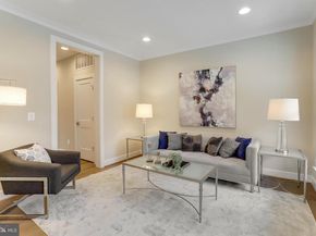806 Meadow Lane SW, Vienna VA 22180