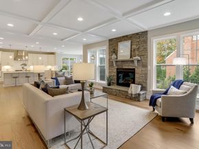 806 Meadow Lane SW, Vienna VA 22180