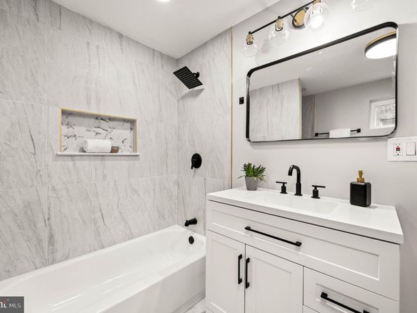 5113 W Thompson Street, Philadelphia PA 19131