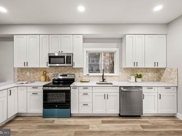 5113 W Thompson Street, Philadelphia PA 19131