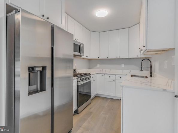 6718 14TH Place NW, Washington DC 20012