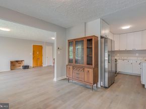 6718 14TH Place NW, Washington DC 20012