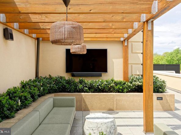 8551 Connecticut Avenue 207, Chevy Chase MD 20815