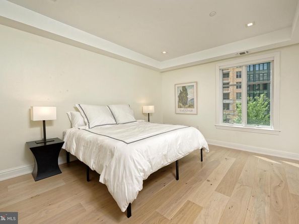 8551 Connecticut Avenue 207, Chevy Chase MD 20815