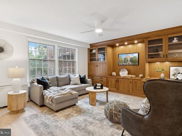 1880 Columbia Road NW 204, Washington DC 20009