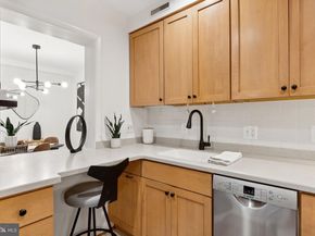 1880 Columbia Road NW 204, Washington DC 20009