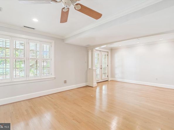 2929 Eddington Terrace, Alexandria VA 22302