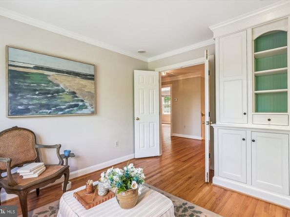 2929 Eddington Terrace, Alexandria VA 22302