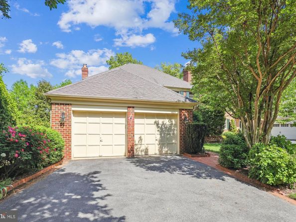 2929 Eddington Terrace, Alexandria VA 22302