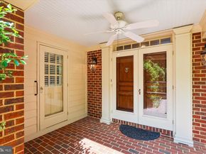 2929 Eddington Terrace, Alexandria VA 22302