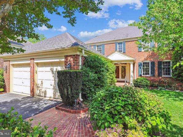2929 Eddington Terrace, Alexandria VA 22302