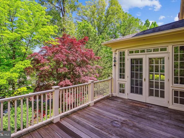 2929 Eddington Terrace, Alexandria VA 22302