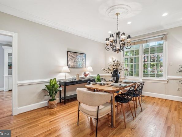 2929 Eddington Terrace, Alexandria VA 22302
