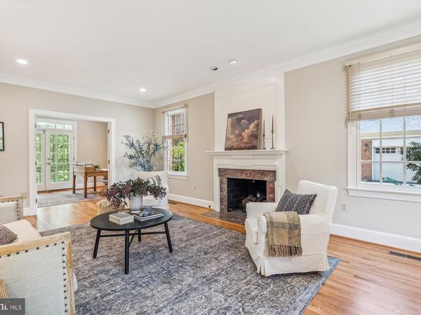 2929 Eddington Terrace, Alexandria VA 22302