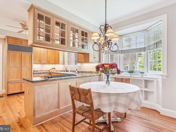2929 Eddington Terrace, Alexandria VA 22302