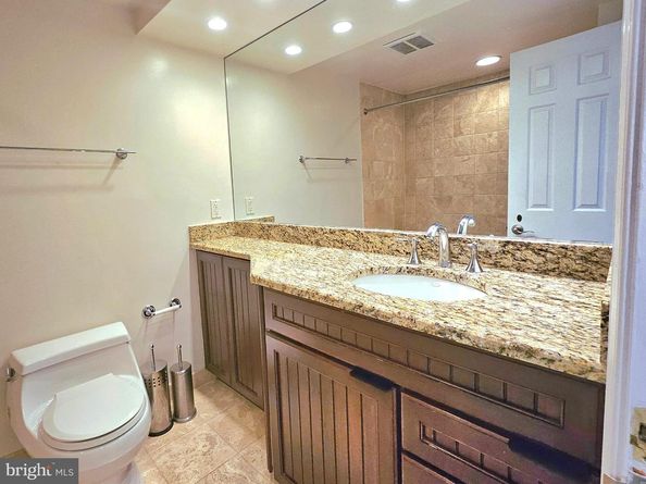 1080 Wisconsin Avenue NW 203, Washington DC 20007