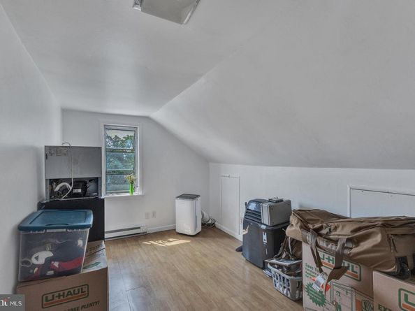 4415 Mcmenamy Street, Philadelphia PA 19136