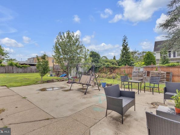 4415 Mcmenamy Street, Philadelphia PA 19136