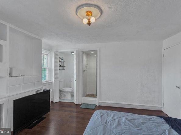 4415 Mcmenamy Street, Philadelphia PA 19136