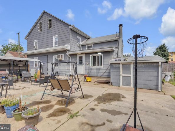 4415 Mcmenamy Street, Philadelphia PA 19136