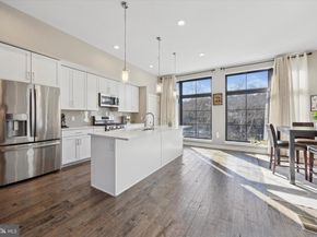 4537 Riverside Way, Philadelphia PA 19127