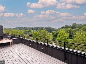 4537 Riverside Way, Philadelphia PA 19127