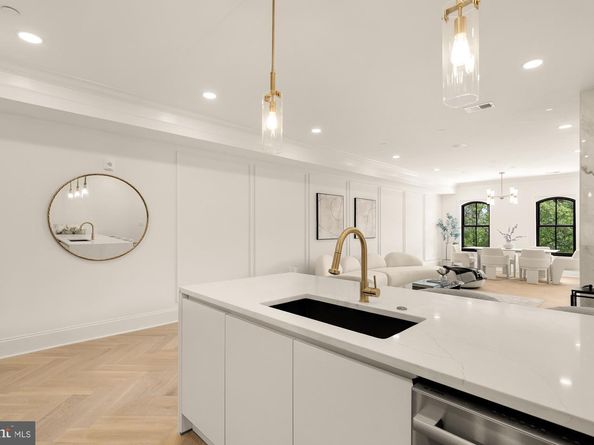 733 Euclid Street NW 302, Washington DC 20001