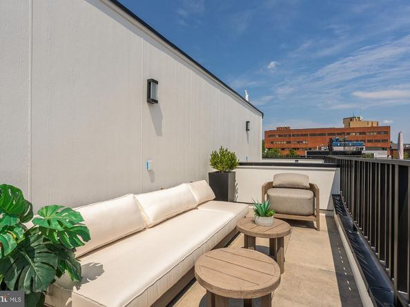 733 Euclid Street NW 302, Washington DC 20001