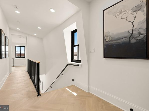 733 Euclid Street NW 302, Washington DC 20001