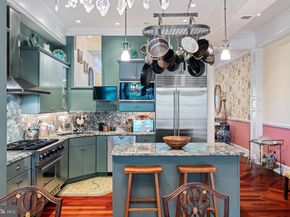 501 Pine Street, Philadelphia PA 19106