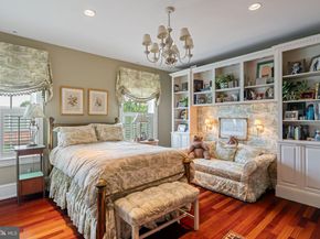 501 Pine Street, Philadelphia PA 19106