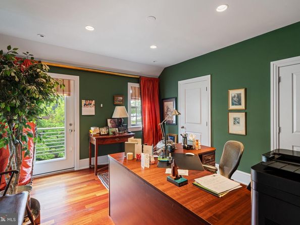 501 Pine Street, Philadelphia PA 19106