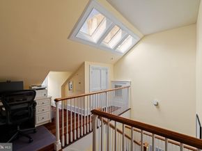 501 Pine Street, Philadelphia PA 19106