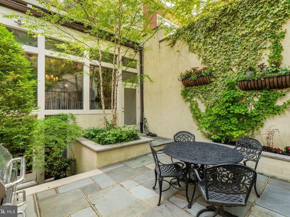 501 Pine Street, Philadelphia PA 19106