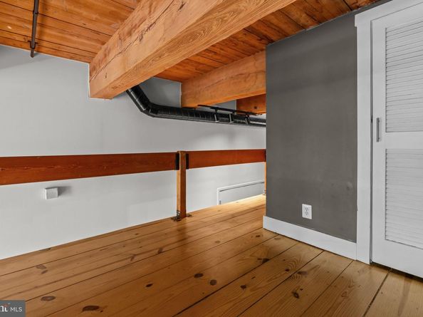 309 Arch Street 301, Philadelphia PA 19106