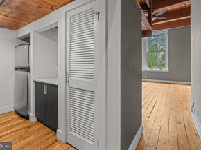 309 Arch Street 301, Philadelphia PA 19106