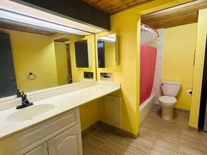 1010 Race Street 5D, Philadelphia PA 19107