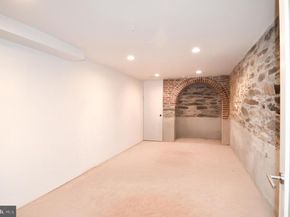 1072 Thomas Jefferson Street NW, Washington DC 20007