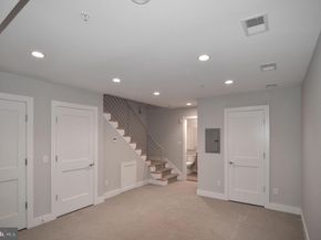 1072 Thomas Jefferson Street NW, Washington DC 20007