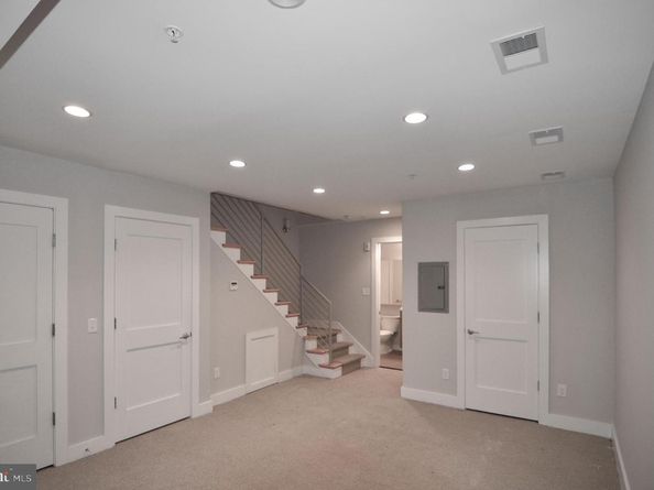 1072 Thomas Jefferson Street NW, Washington DC 20007