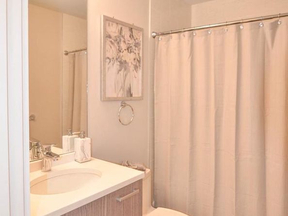 1072 Thomas Jefferson Street NW, Washington DC 20007