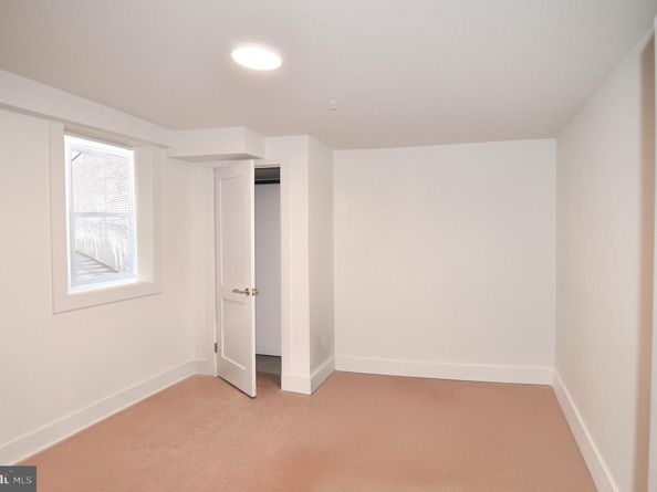 1072 Thomas Jefferson Street NW, Washington DC 20007