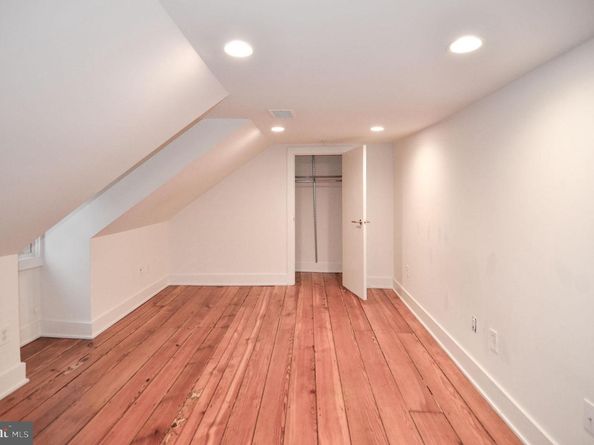 1072 Thomas Jefferson Street NW, Washington DC 20007